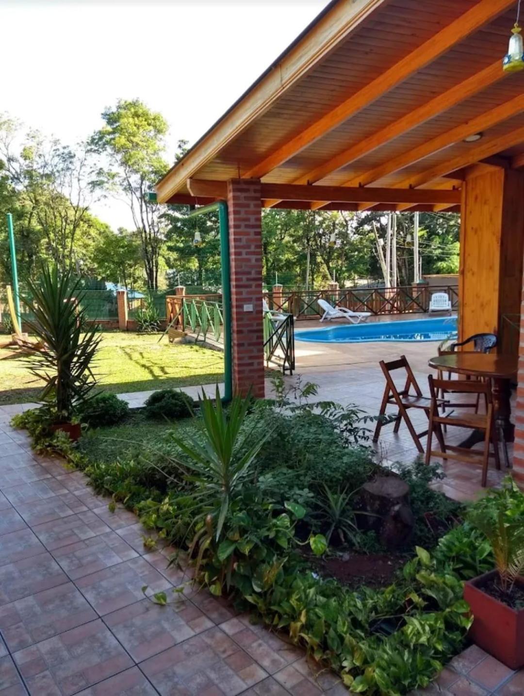 Cabanas Paseo Del Yacaratia Puerto Iguazú Exteriör bild